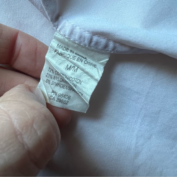 Theory peach coloured button down blouse - Picture 2 of 5